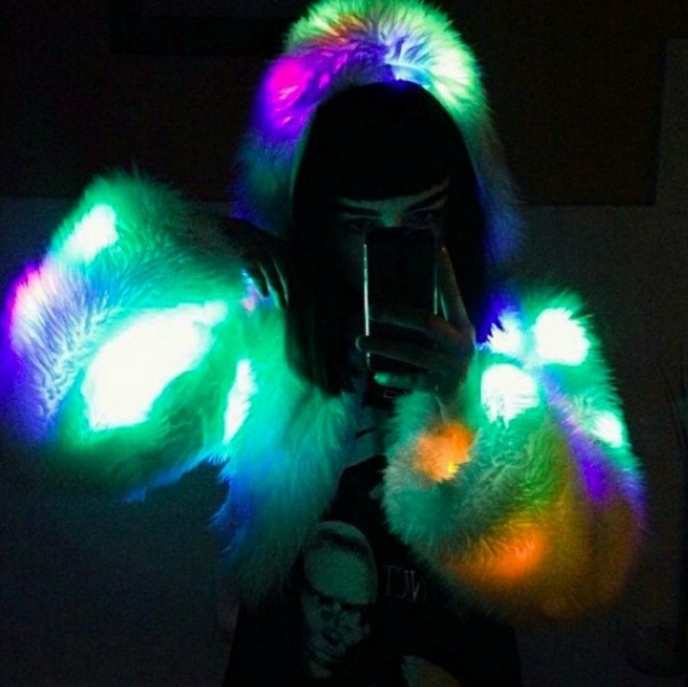NWOT Light Up Cropped Fur Jacket